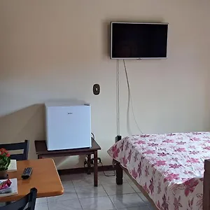 Casa de hóspedes Com Estacionamento Perto Do Centro, Campos do Jordão