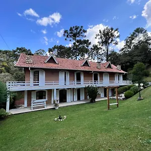 Casa de hóspedes Manacas, Campos do Jordão